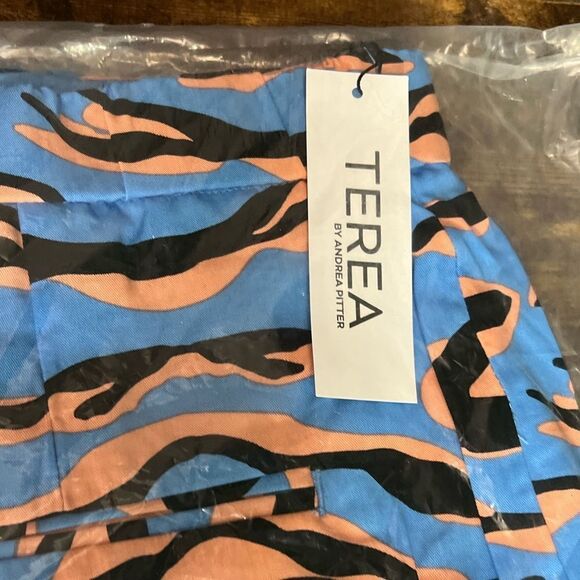 TEREA Andrea Pitter Azure Blue Animal Print Lexington Shorts, Size XXL. NWT! - Picture 5 of 7